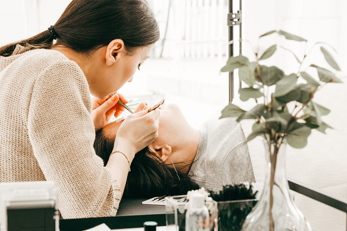 we&rsquo;re a passionate group of friends with a collective decade of experience in the beauty industry, dedicated to enhancing the natural beauty of every client who walks through our doors